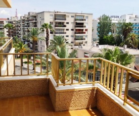 Salou, Amplio Apartamento a 50m de la Playa