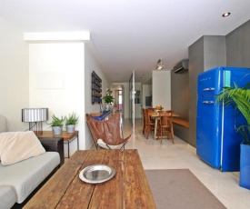 Blue Fridge Apartment