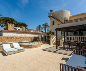 Casa con piscina en la mejor zona de Empuriabrava