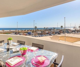 Nice Apartment with Communal Pool in Empuriabrava