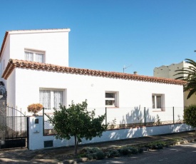 Beautiful Holiday Home near Beach in Catalonia