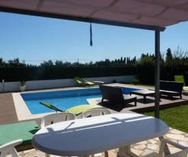 Chic Holiday House in Bon Relax With Private Swimming Pool