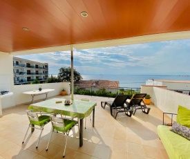 APARTAMENTO CON VISTAS AL MAR - CENTRAL BAJO 4