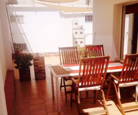 Apartamento en Roses con patio y al lado de la playa