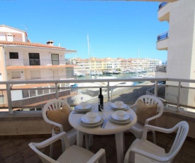 Spacious Apartment with Terrace in Empuriabrava Spain