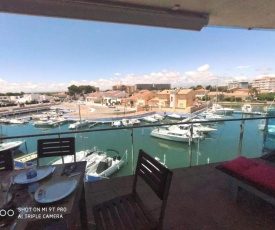 Appartement Résidence à ROSES - PORT TREBOL avec piscine et parking privé