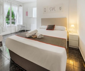 Hostal El Patio De La Luna by Vivere Stays