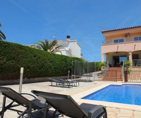 Villa Jasmina well equipped villa with air conditioning & private swimming pool ideal for families