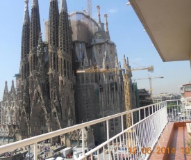 Amazing views of Sagrada Familia