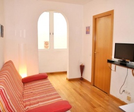 Apartment with 3 bedrooms in Barcelona with WiFi 3 km from the beach