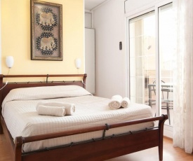 Penthouse with terrace in Rambla Catalunya -Centre