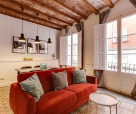 Welcoming 2 Bed with balcony in Gracia