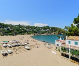 Begur Apartment Sleeps 4