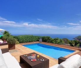 Begur Villa Sleeps 6 Pool WiFi