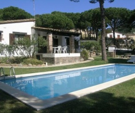 Begur Villa Sleeps 8 Pool