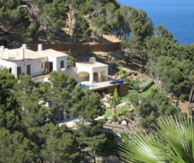 Begur Villa Sleeps 8 Pool