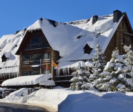 Hotel Chalet Bassibe by Silken