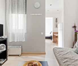 Cozy apartment in Sagrada Familia