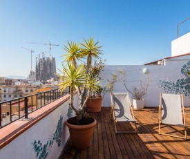 Exclusive Sagrada familia penthouse with sea views