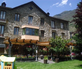 Hostal Vall D'Aneu