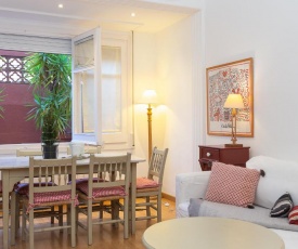 Fantastic apartment near Plaça Francesc Macia in L'Eixample Esquerra