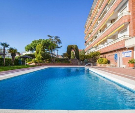 Amazing apartment in Lloret de Mar w/ Outdoor swimming pool, Outdoor swimming pool and 1 Bedrooms