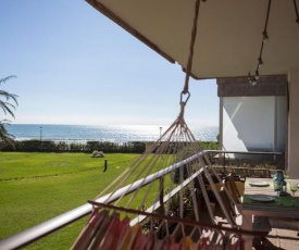 Gavamar Castelldefels Beachfront Apartment- Direct access to the beach