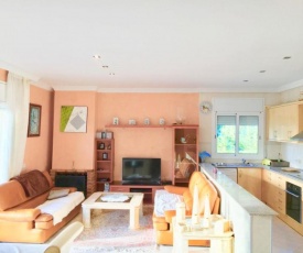 Villa - 5 Bedrooms with Pool and WiFi - 08161