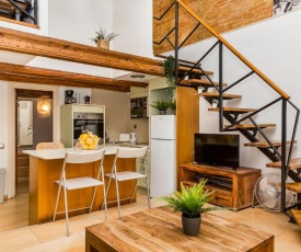 FridaysFlats, Beach stylish loft, 5 min from the beach