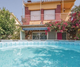 Two-Bedroom Apartment in Pineda de Mar