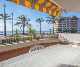 R113 Beachfront Apartment Romeu