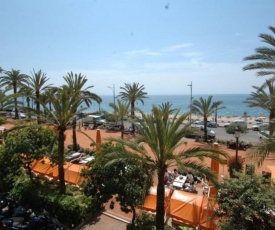 Beautiful seasight 4 Room apartment Lloret de mar