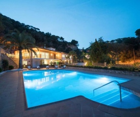 CANYELLES BEACH COSTA BRAVA-INCL. ACTIVITIES-22PAX