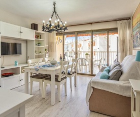 Apartment with one bedroom in Cambrils with wonderful city view furnished terrace and WiFi 75 m from the beach