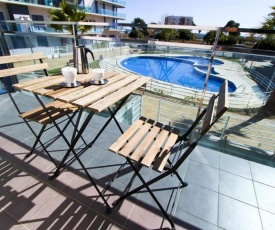 Apartment with 3 bedrooms in Cambrils with wonderful sea view shared pool enclosed garden 500 m from the beach