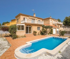 Four-Bedroom Holiday Home in L'Ametlla de Mar