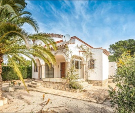 Studio Holiday Home in L'Ametlla de Mar