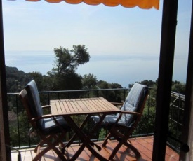 Calella de Palafrugell Apartment Sleeps 2 Pool