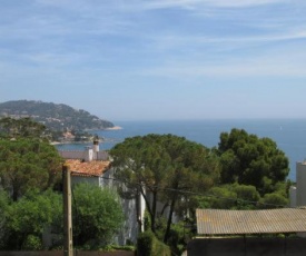 Calella de Palafrugell Apartment Sleeps 4