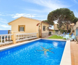 Villa in Lloret de Mar Sleeps 6 includes Swimming pool 5