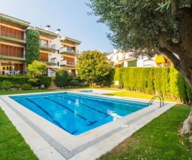 Calella de Palafrugell Apartment Sleeps 4 Pool