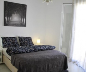 2BR - 1BH Apartment 5min walk from Sagrada Familia