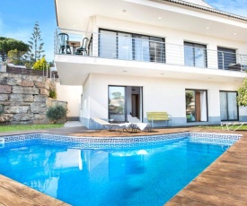 Villa in Lloret de Mar Sleeps 8 includes Swimming pool and Air Con