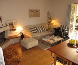 Calella de Palafrugell Villa Sleeps 6 Pool