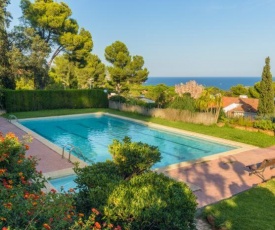 Calella de Palafrugell Villa Sleeps 8 Pool