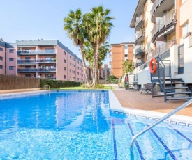 Lloret de Mar Apartment Sleeps 4