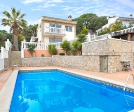 Lloret de Mar Villa Sleeps 13