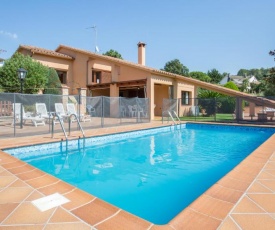 Lloret de Mar Villa Sleeps 14