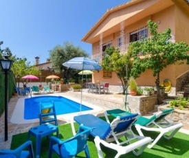 Lloret de Mar Villa Sleeps 5 Pool WiFi