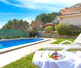 Lloret de Mar Villa Sleeps 6